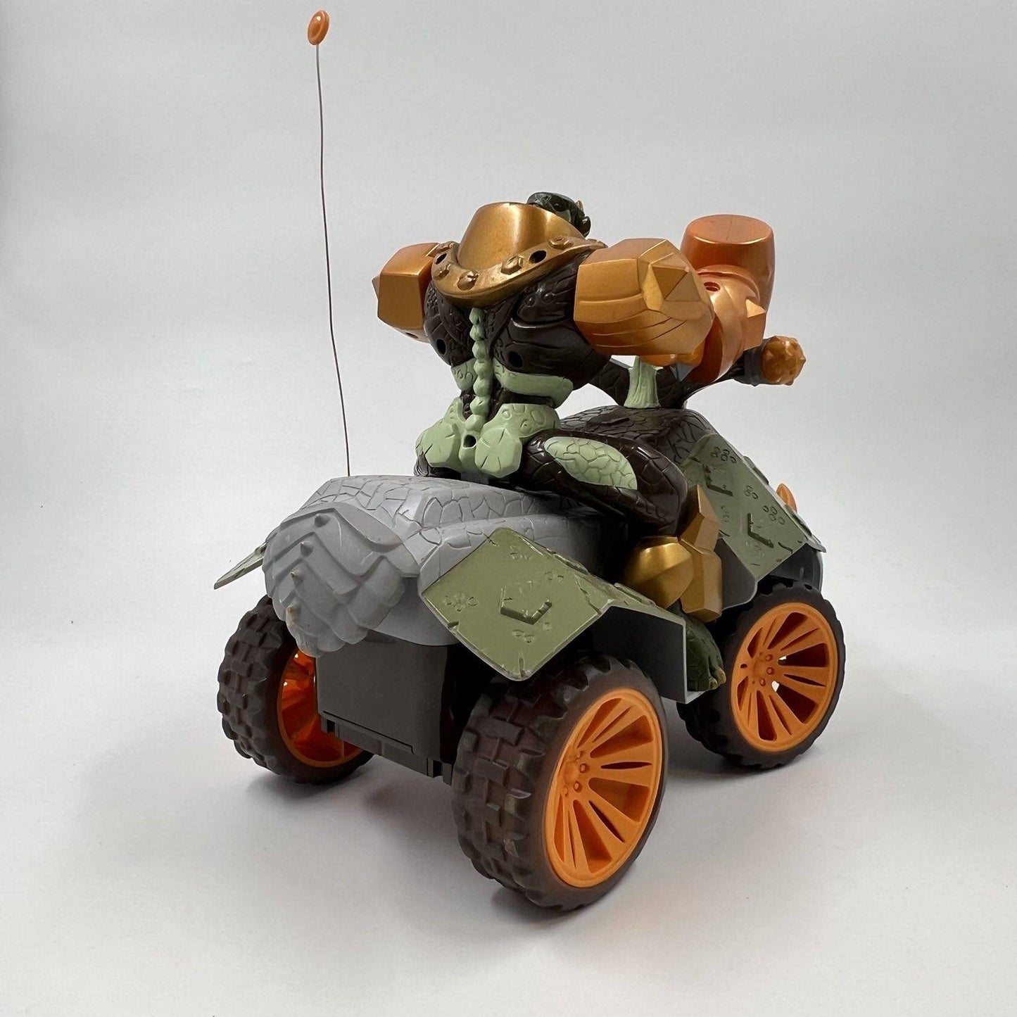 Τηλεκατευθυνόμενο όχημα Gormiti, Quad με Nick Guardian of Earth (IMC Toys, 2010)