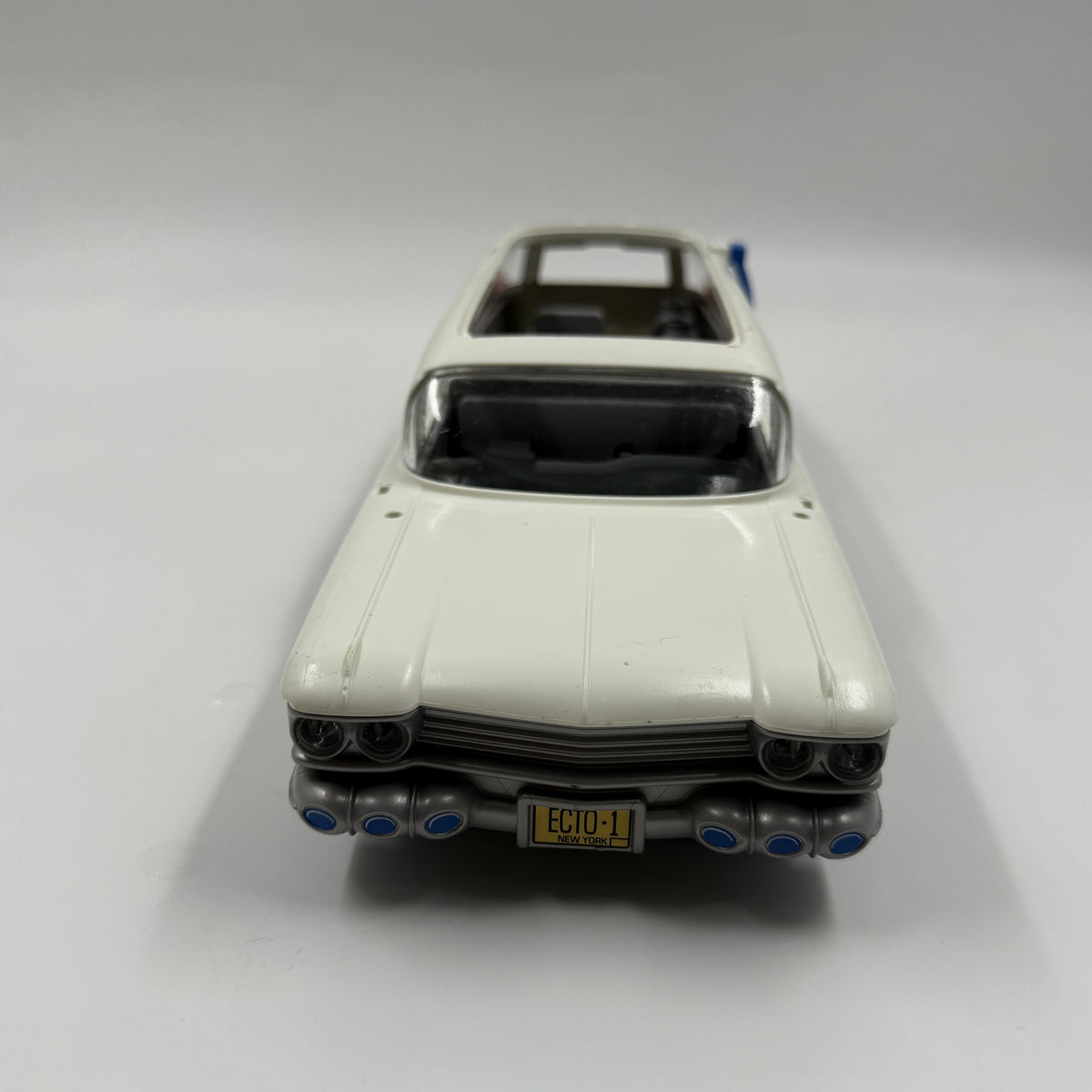 Ecto-1 Playmobil - μπροστινή όψη με τους προβολείς