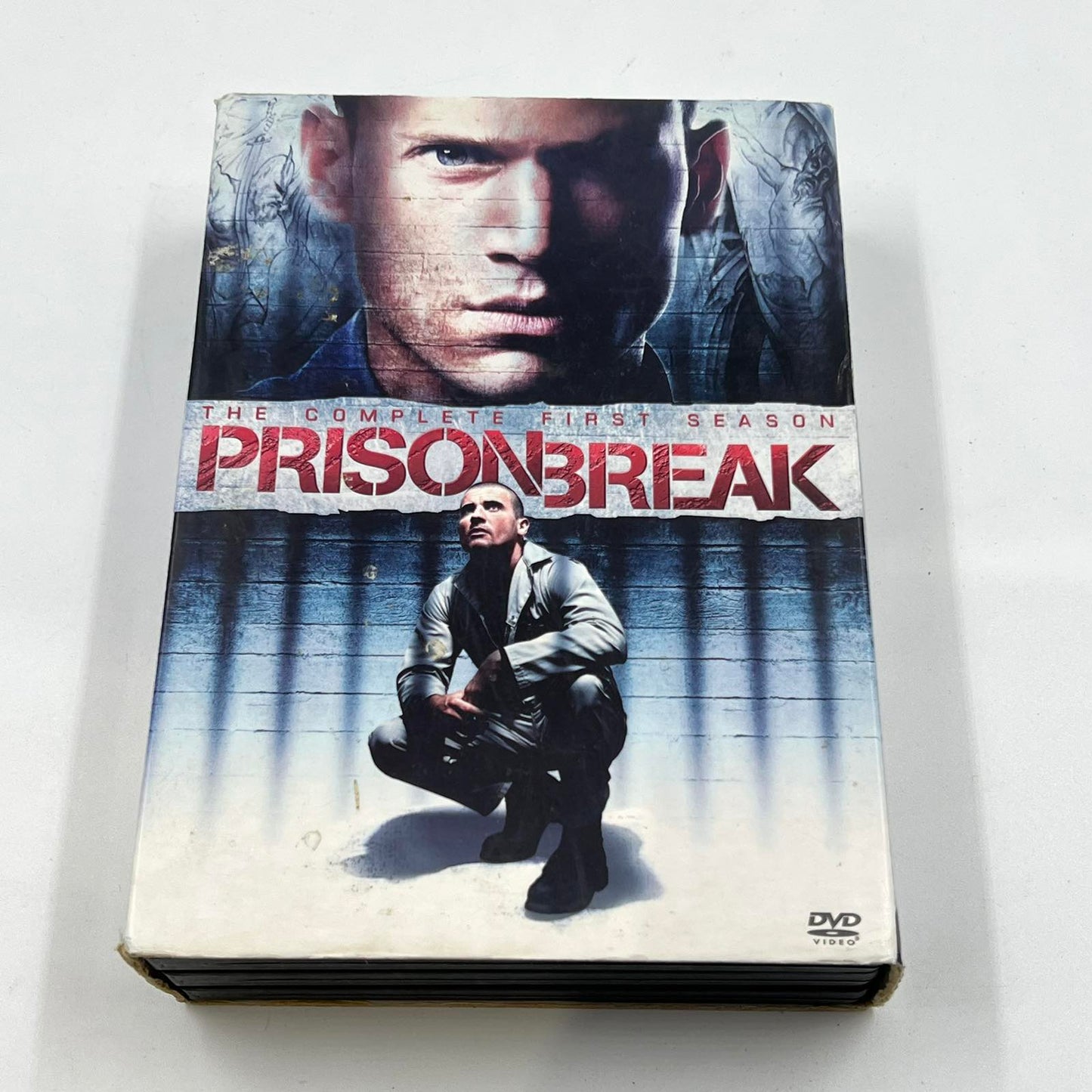DVD σετ της τηλεοπτικής σειράς Prison Break: The Complete First Season