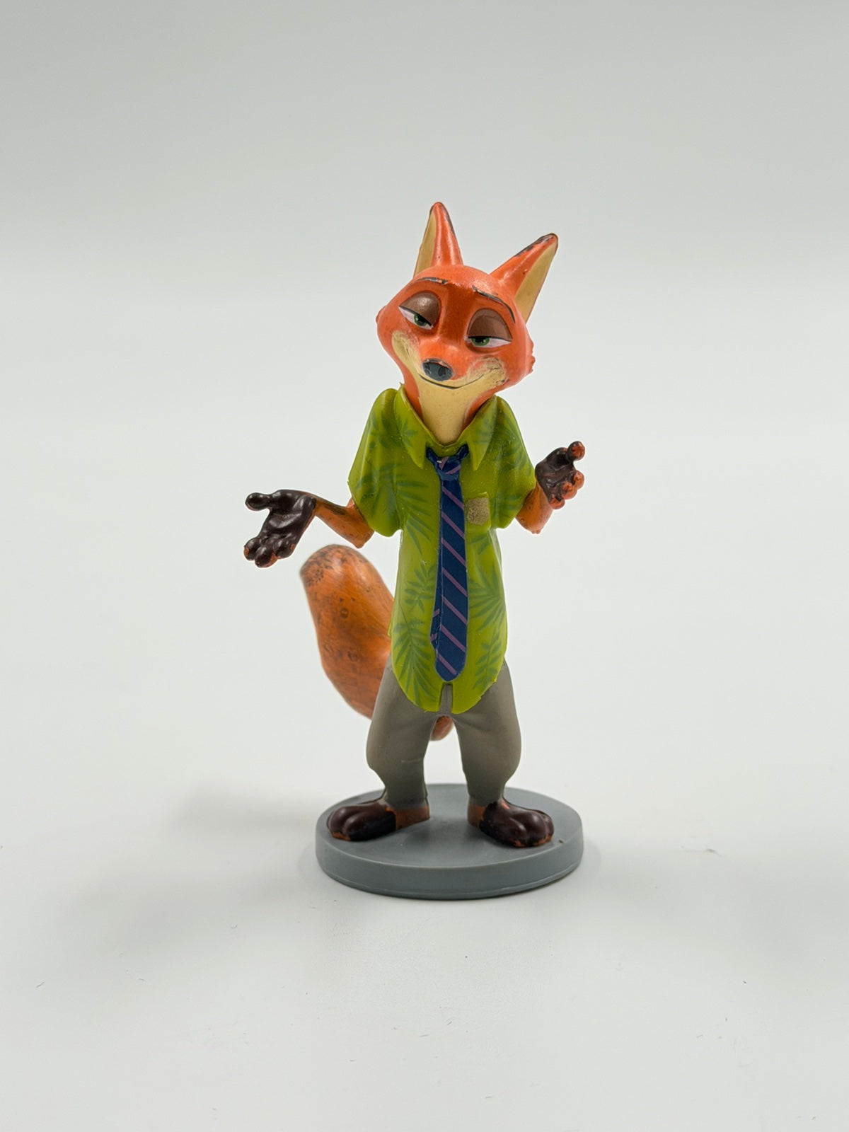 Disney Zootopia Nick Wilde Collectible Figure Disneyland Paris