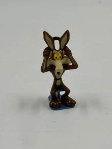 Kinder Surprise Looney Tunes Cinema 2002 Wile E. Coyote Figure