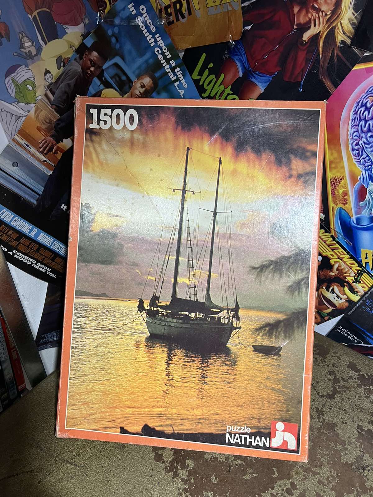 Puzzle 1500 Κομμάτια Με Σκάφος Δίπλα Στην Ακτή