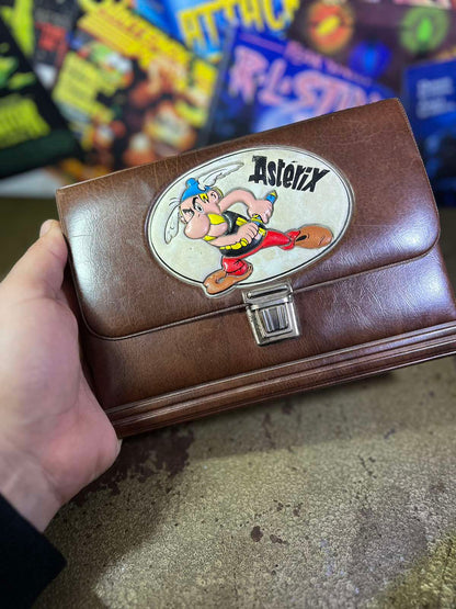 Δερμάτινη Καφέ Κασετίνα Asterix
