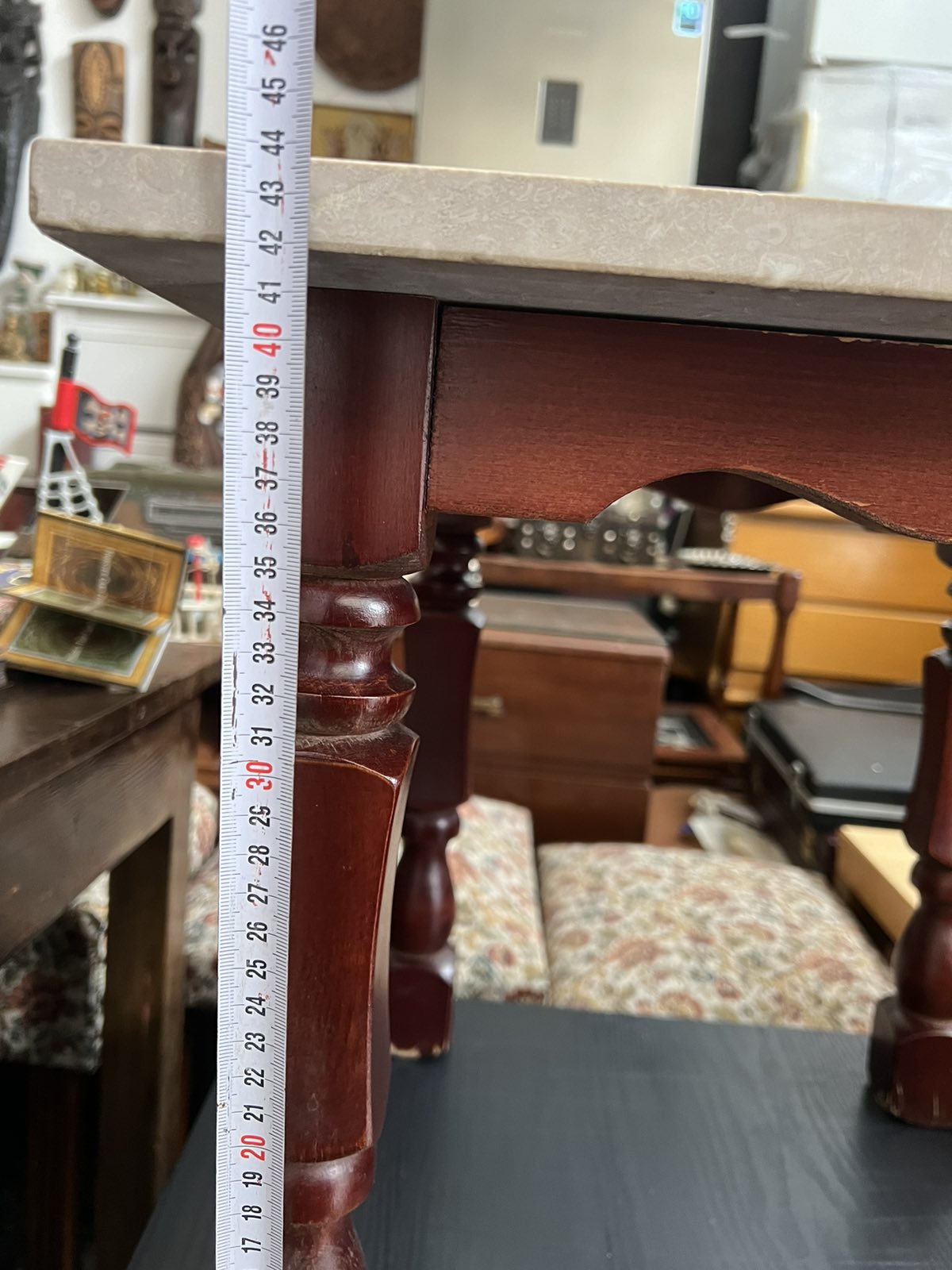 Τετράγωνο Ξύλινο Τραπεζάκι Με Μαρμάρινη Βάση