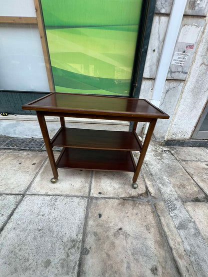 Τραπέζι Ξύλινο Με Τρεις Βάσεις Και Ροδάκια