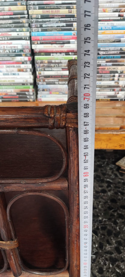 Ξύλινη Ραφιέρα Με Τρείς Βάσεις