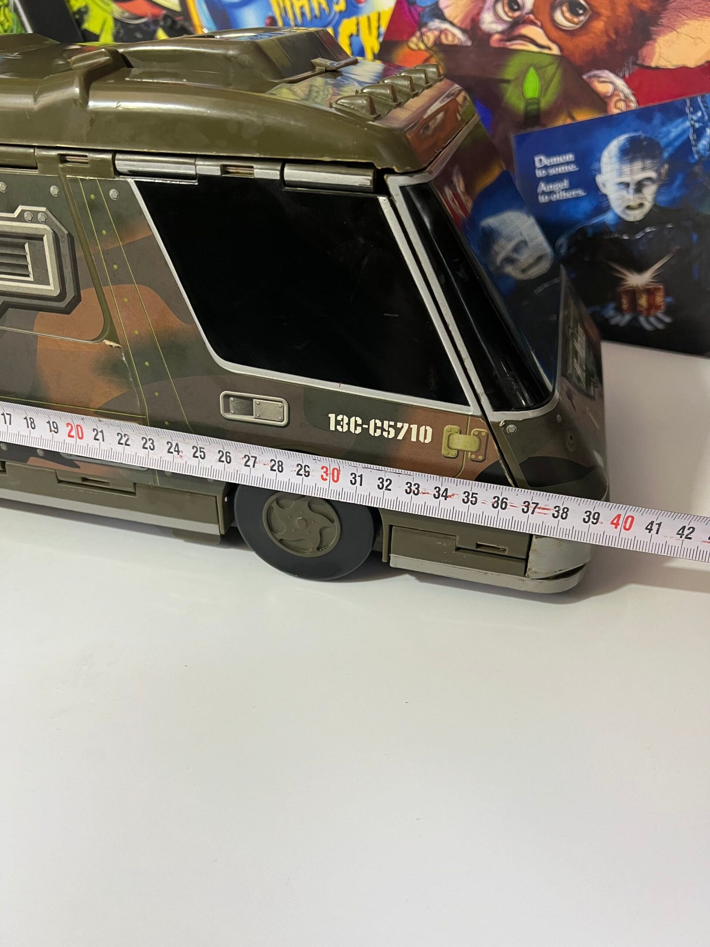 Micro Machines Στρατιωτικό Van Που Γίνεται Στρατιωτική Βάση