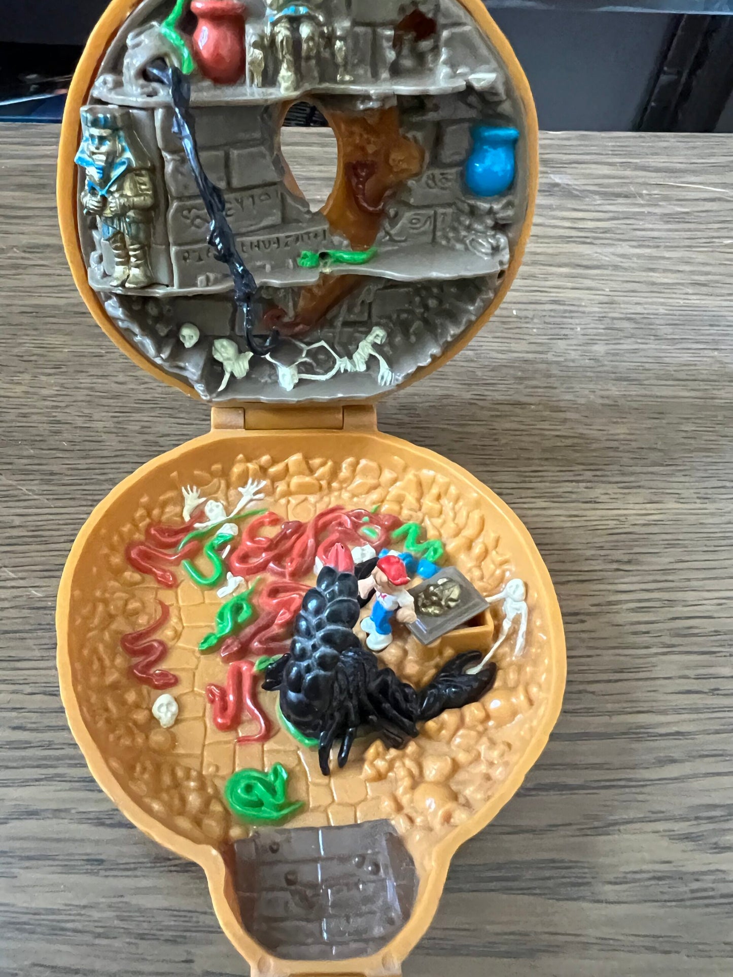 Mighty Max Snake Castle