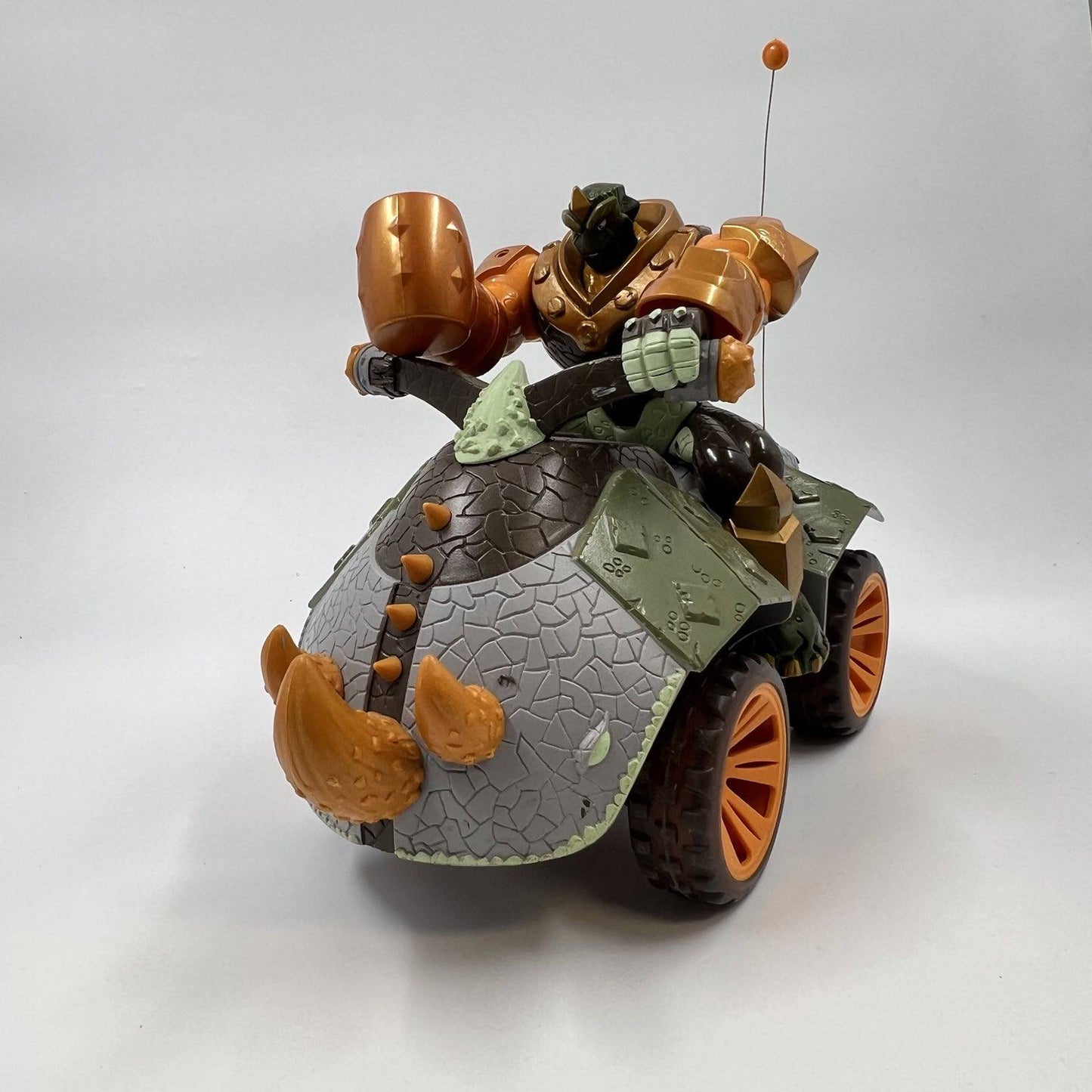 Τηλεκατευθυνόμενο όχημα Gormiti, Quad με Nick Guardian of Earth (IMC Toys, 2010)