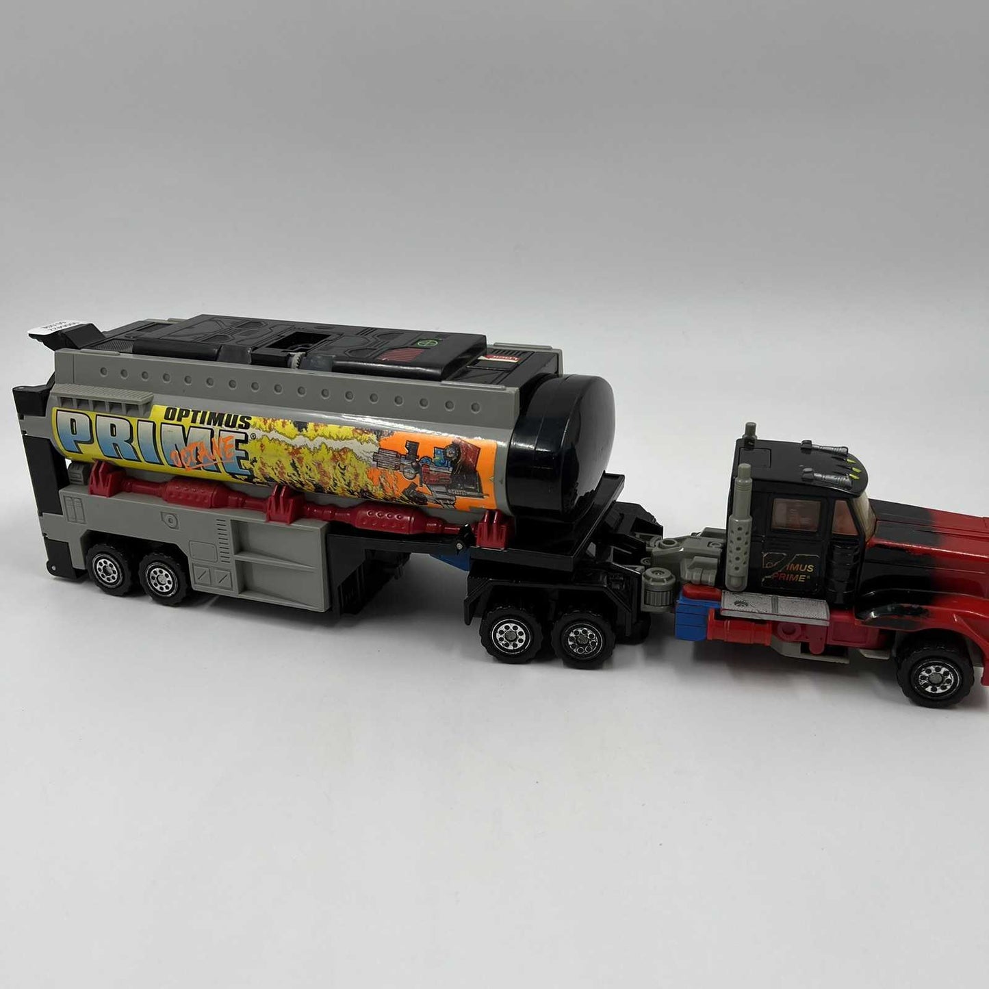 Optimus Prime Auto Jet Tanker – Transformers Action Vehicle (Hasbro/Takara 1994 G2 Style)