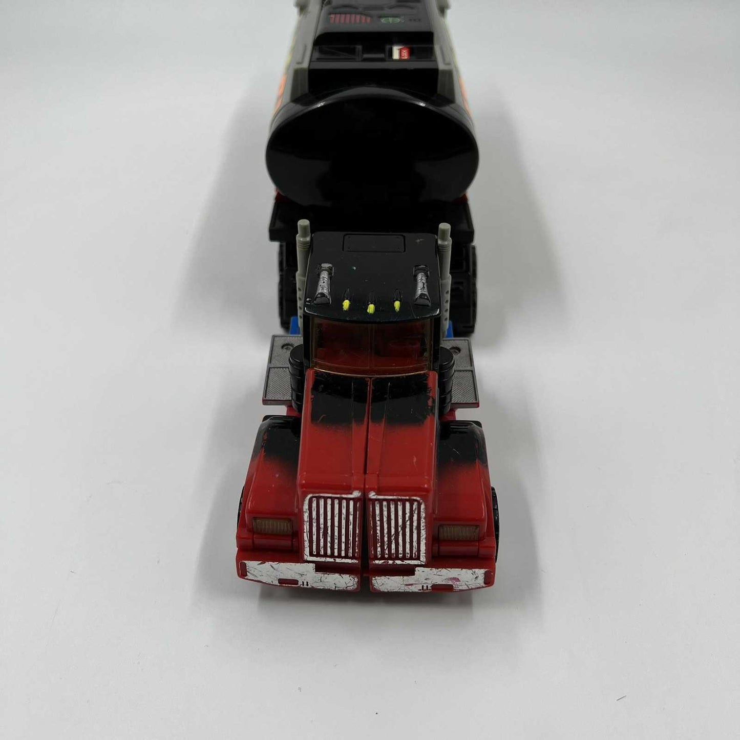 Optimus Prime Auto Jet Tanker – Transformers Action Vehicle (Hasbro/Takara 1994 G2 Style)